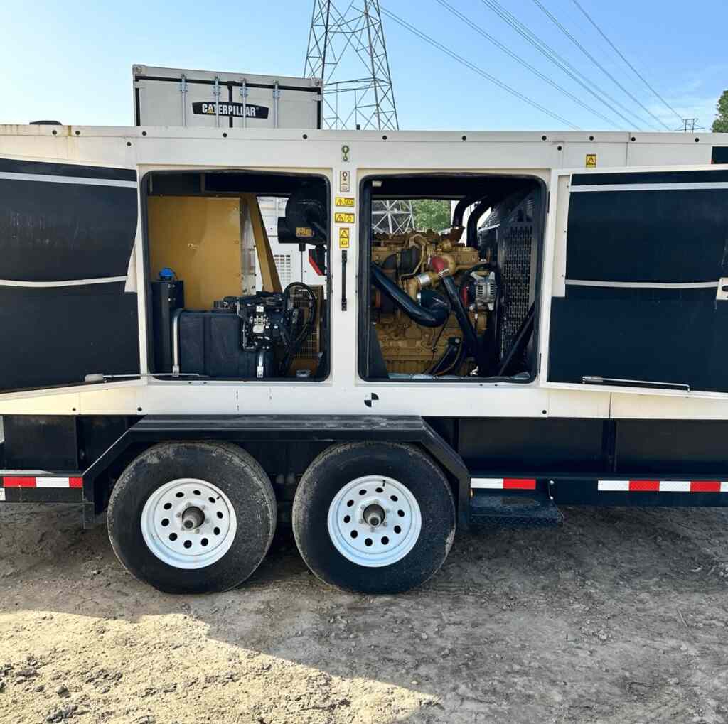 Caterpillar XQ230 Trailer Mounted Diesel Generator
